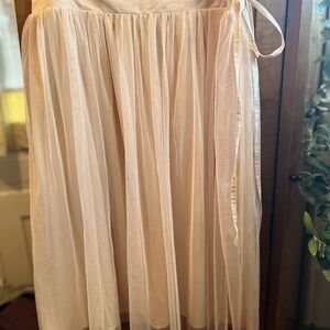 Lipstick Boutique Cream Skirt